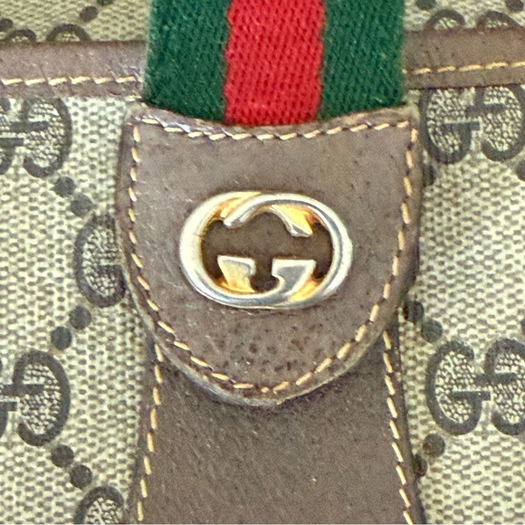Vintage Gucci Sherry Line Crossbody Bag - Picture 8 of 16